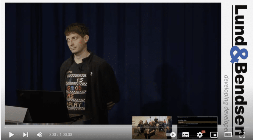 Jan Ypma: Literate programming: mixing technical documentation, presentations and live code using Emacs (English)